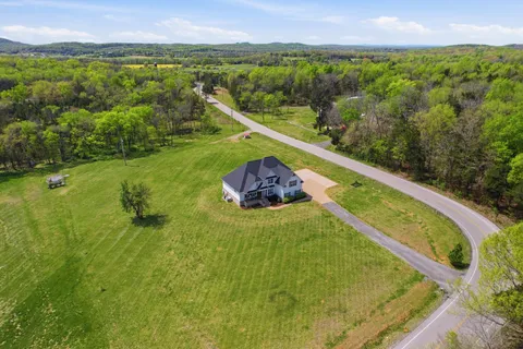 $969,000 | 6428 Simmons Bluff Road, Lebanon, TN 37090