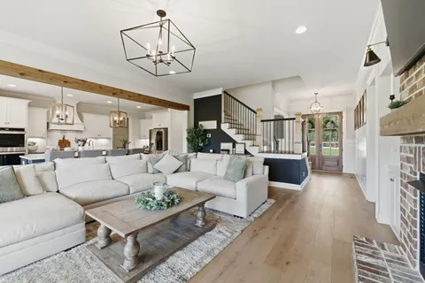 $969,000 | 6428 Simmons Bluff Road, Lebanon, TN 37090