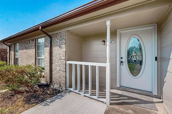 $1,950 | 707 Shadybrook Lane, Seagoville, TX 75159