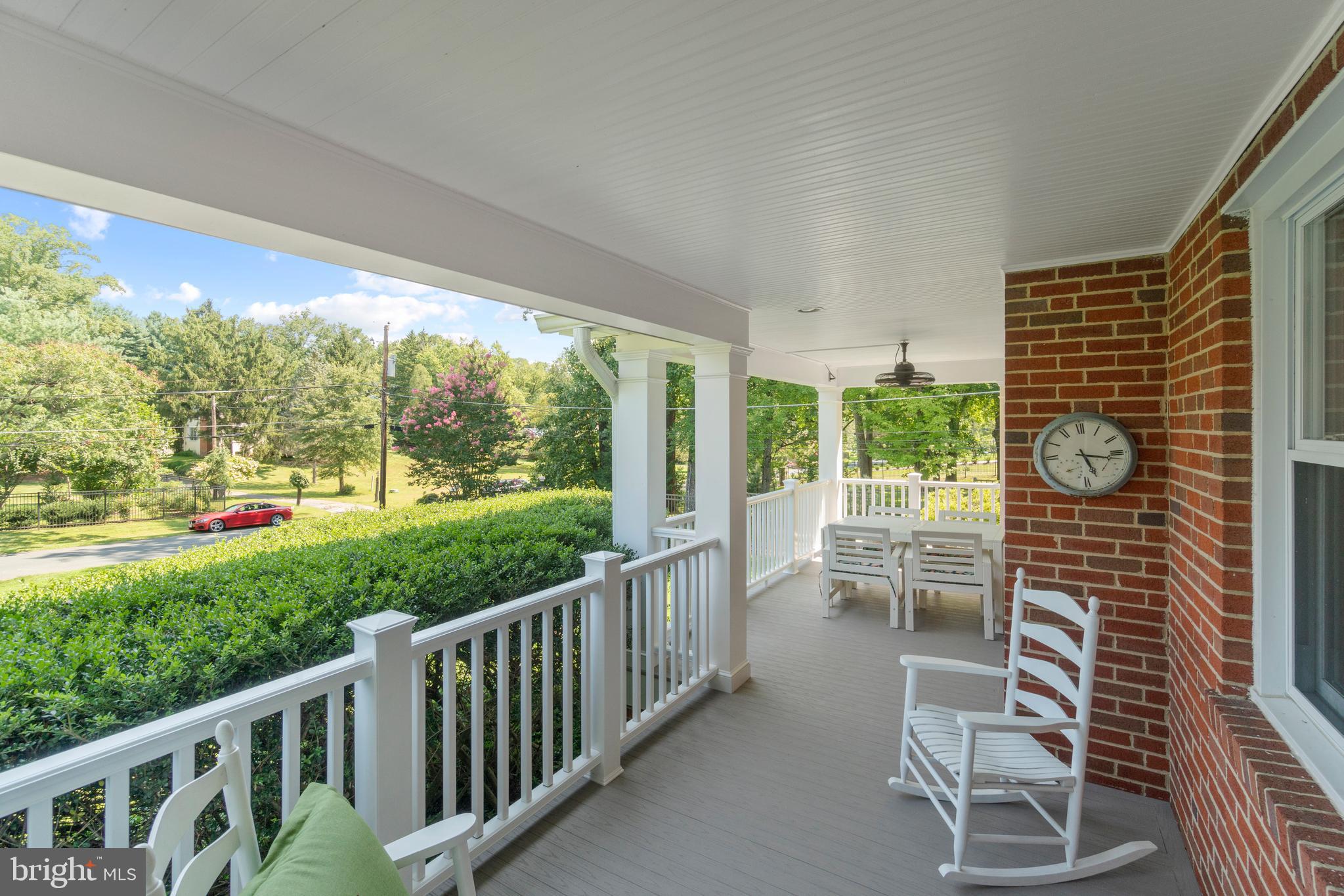 11024 Chandler Road Potomac, MD 20854 - Photo 4 of 44 Great place to relax