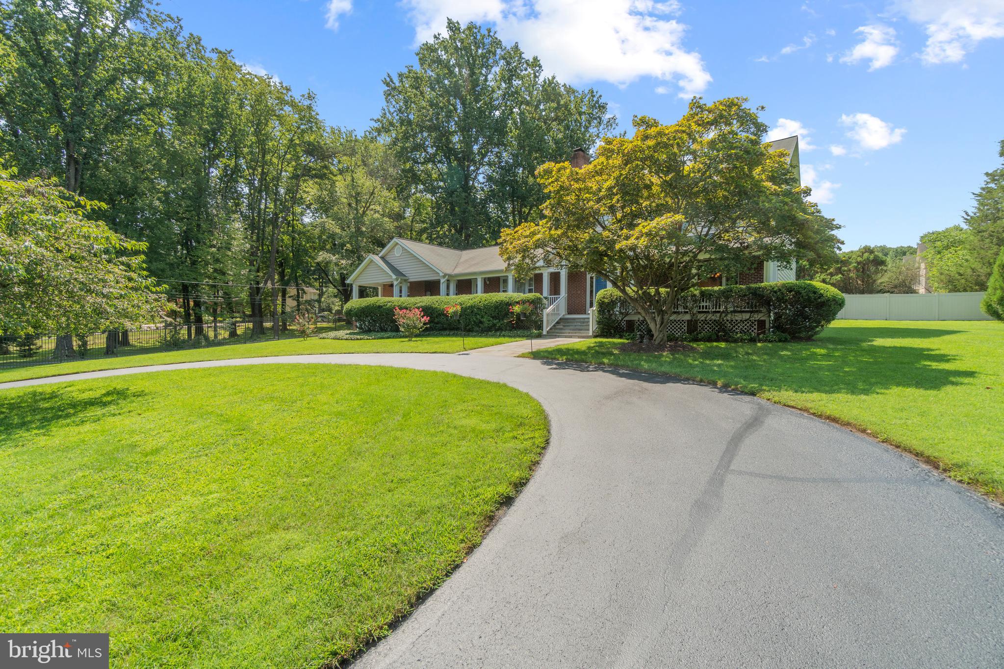 11024 Chandler Road Potomac, MD 20854 - Photo 43 of 44 Circular driveway