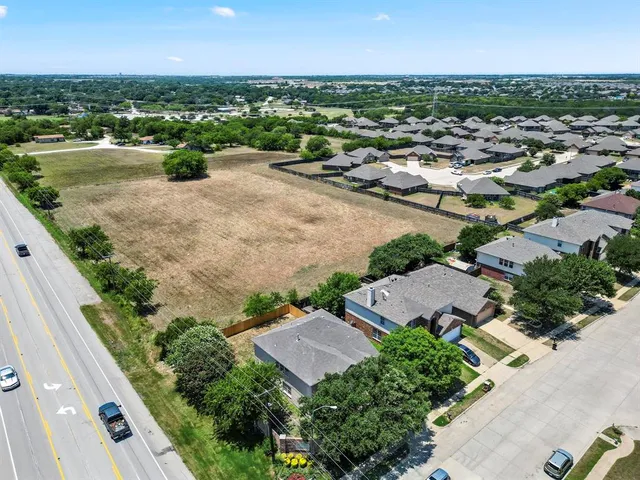 $299,950 | 101 Heritage Drive, Crowley, TX 76036