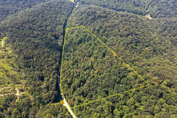 $170,000 | 24272 Conrad Road, Laurelville, OH 43135
