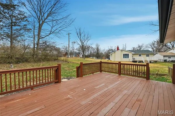 $350,000 | 683 Greenholme Court, Fenton, MO 63026