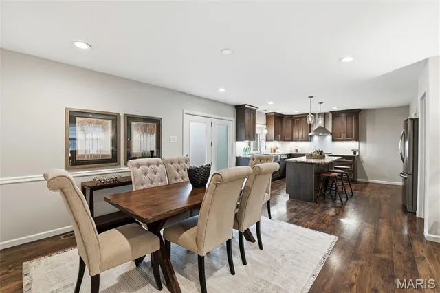 $350,000 | 683 Greenholme Court, Fenton, MO 63026