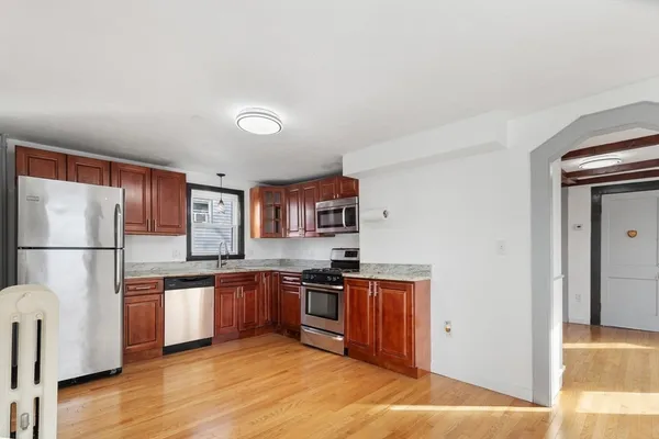 $825,000 | 48 Waverly Street, Lynn, MA 01904