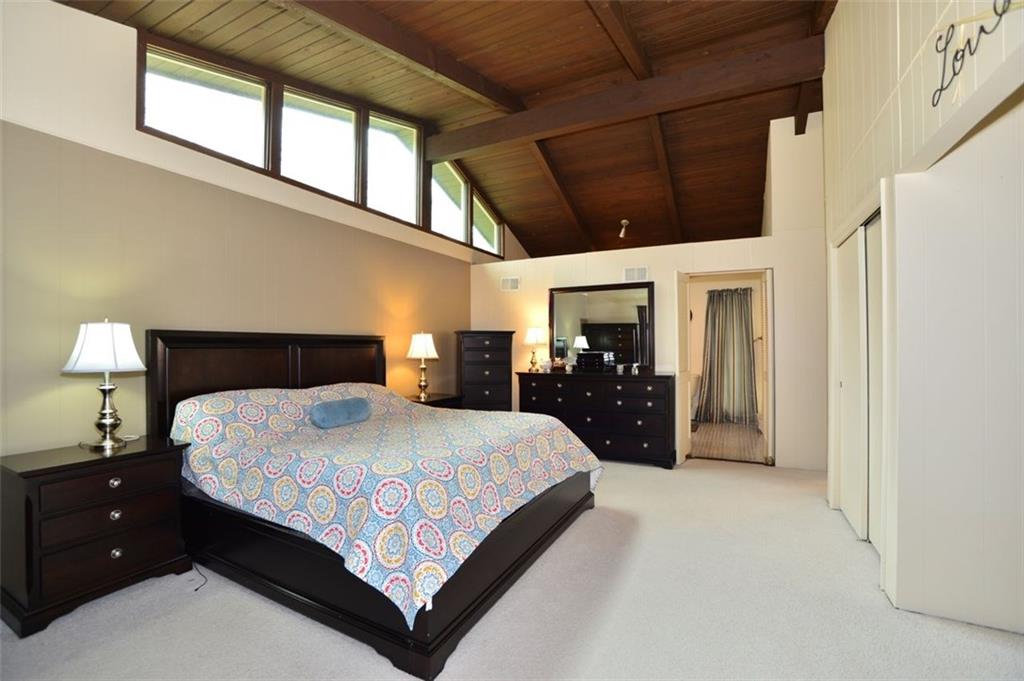 595 Trotwood Ridge Road Upper St. Clair, PA 15241 - Photo 11 of 25 1st Floor Master Bedroom