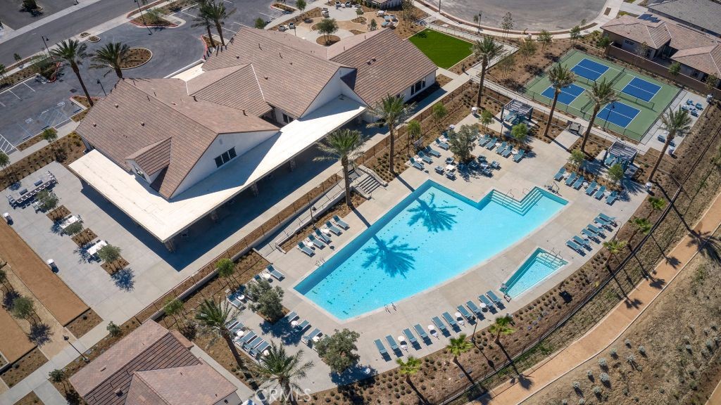 32084 Hyacinth Way Temecula, CA 92591 - Photo 21 of 21 an aerial view of a house