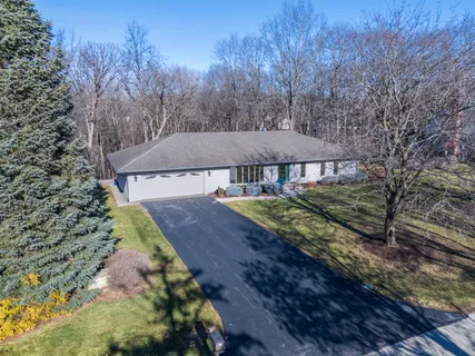 $500,000 | 14320 Westwood Trail, Woodstock, IL 60098