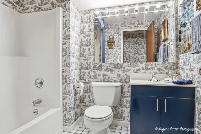 $500,000 | 14320 Westwood Trail, Woodstock, IL 60098