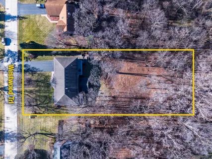 $500,000 | 14320 Westwood Trail, Woodstock, IL 60098