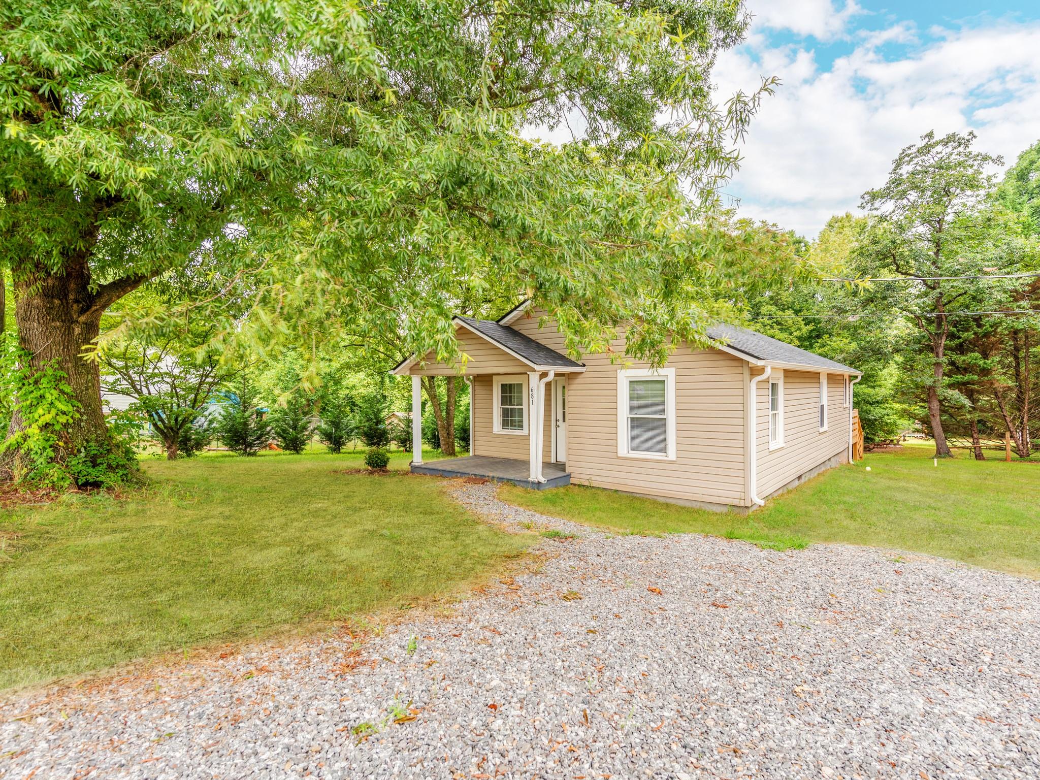 681 Hiddenite Church Road Hiddenite, NC 28636 - Photo 2 of 30 Gallery Image 2