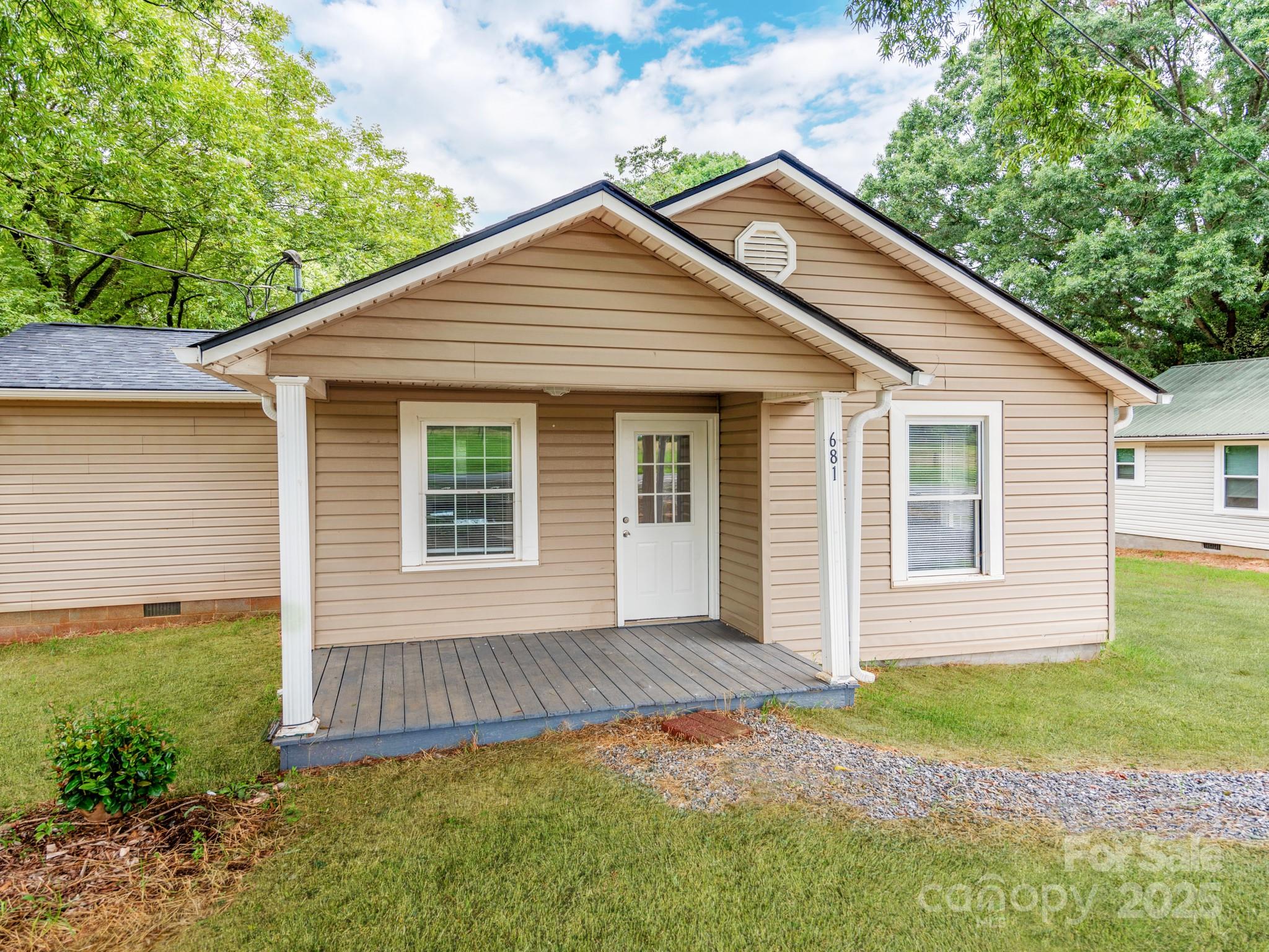 681 Hiddenite Church Road Hiddenite, NC 28636 - Photo 4 of 30 Gallery Image 4