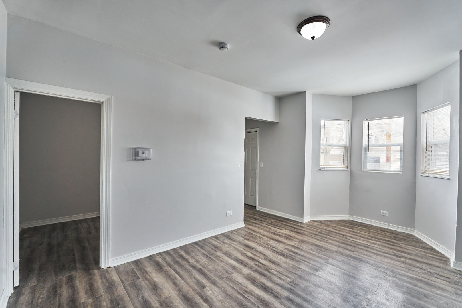 442 North Harding Avenue Chicago, IL 60624 - Photo 3 of 13