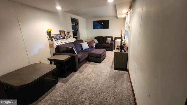 $275,000 | 66 Hessian Avenue, Woodbury, NJ 08096