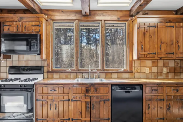 $620,000 | 63 Main Street, Atkinson, NH 03811