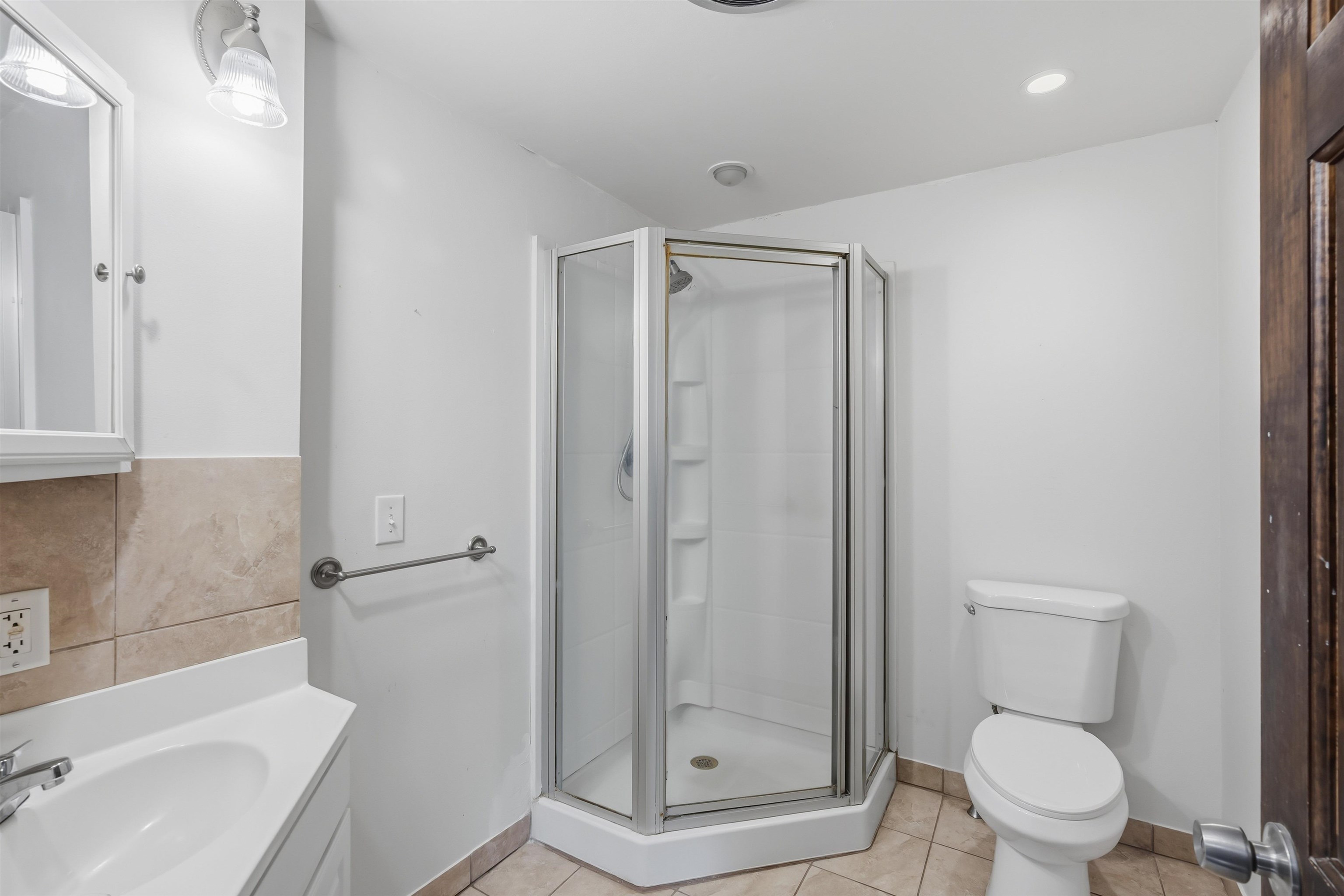 63 Main Street Atkinson, NH 03811 - Photo 25 of 45