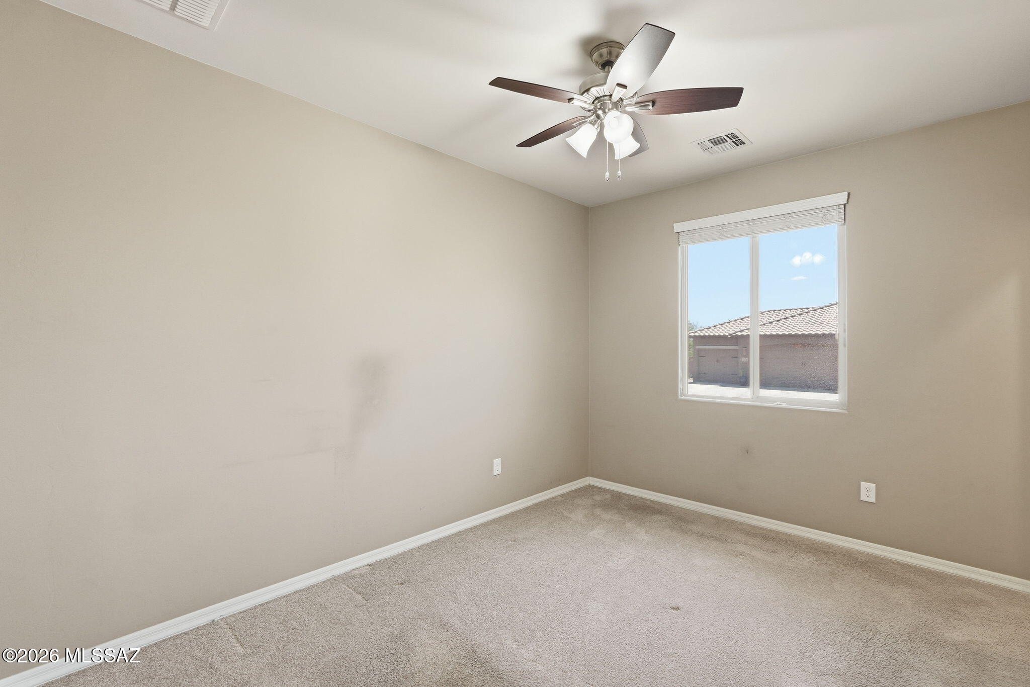 39054 South Running Roses Lane Tucson, AZ 85739 - Photo 13 of 44