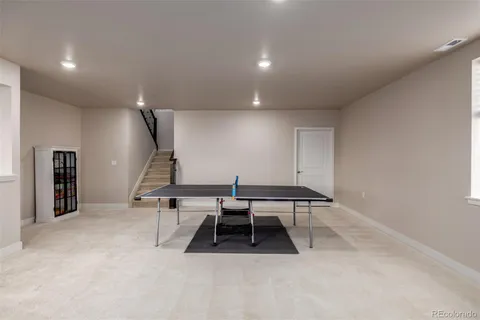 a view of a livingroom with furniture