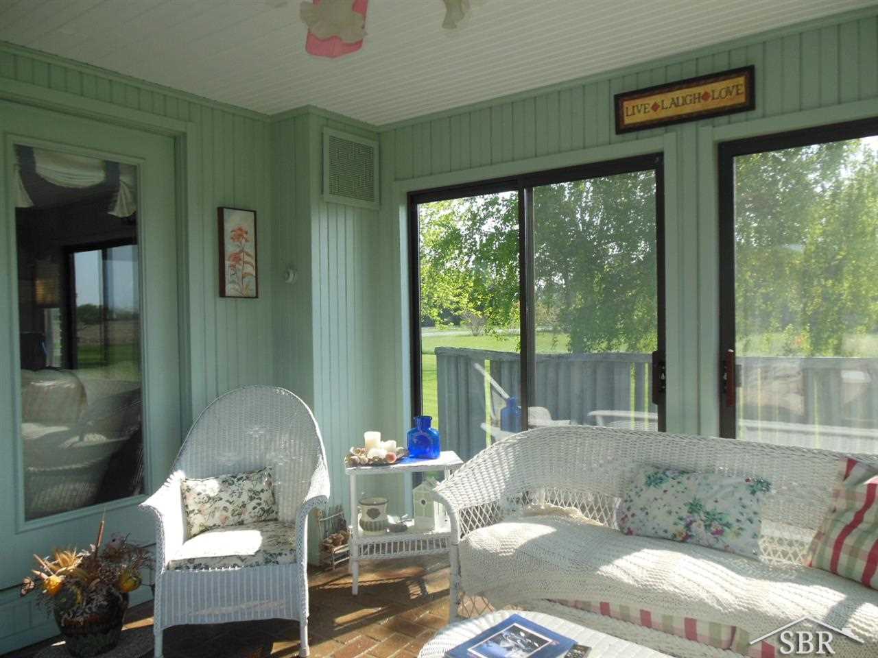 15861 Geddes Road Hemlock, MI 48626 - Photo 9 of 17 31193870-8.JPG
