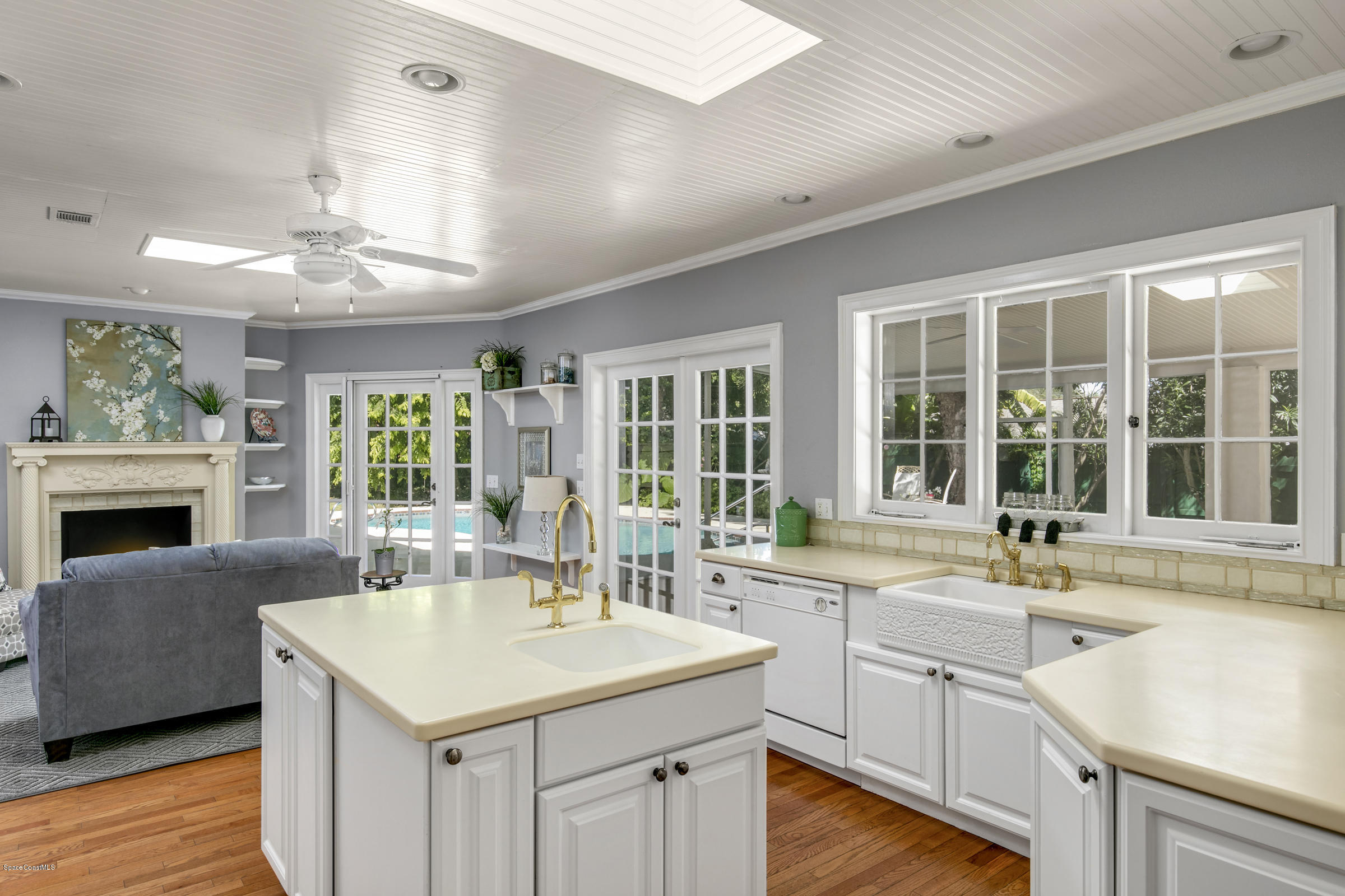 106 Valencia Road Rockledge, FL 32955 - Photo 9 of 25 Ktchen to Family Room