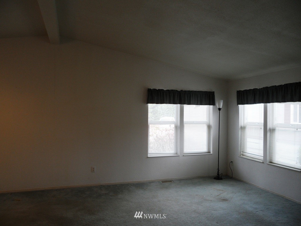 57 Space 77 Clemons Road Montesano, WA 98563 - Photo 5 of 23 Gallery Image 5