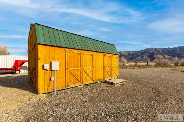 $775,000 | 3831 3580 West, Moore, ID 83255