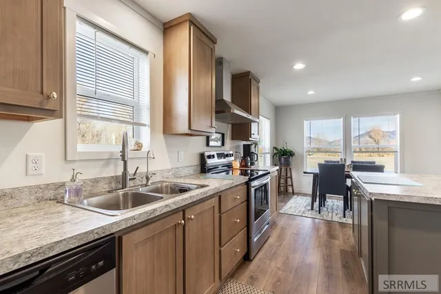 $775,000 | 3831 3580 West, Moore, ID 83255