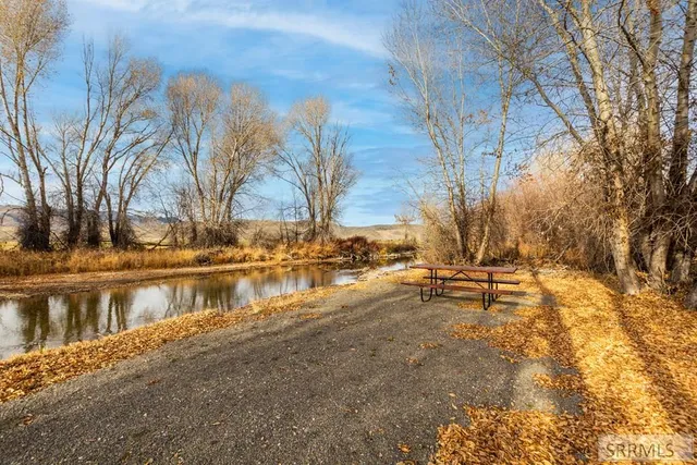 $775,000 | 3831 3580 West, Moore, ID 83255