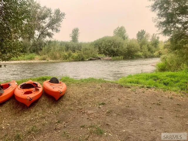 $775,000 | 3831 3580 West, Moore, ID 83255