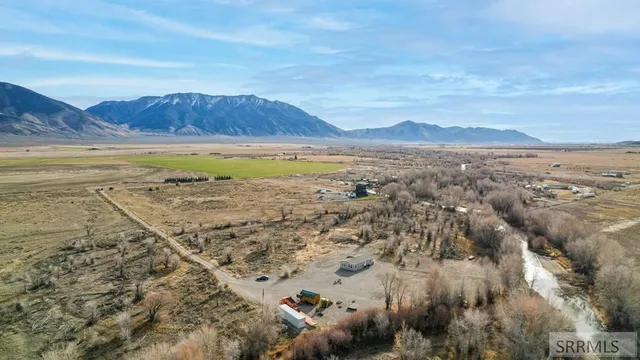 $775,000 | 3831 3580 West, Moore, ID 83255