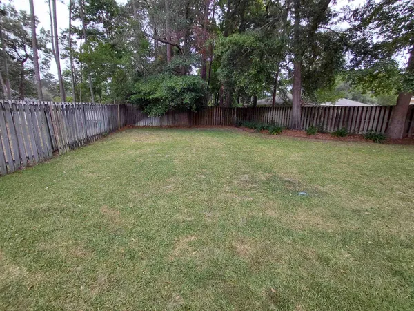 $2,895 | 1308 Fern Hill Court, Tallahassee, FL 32312