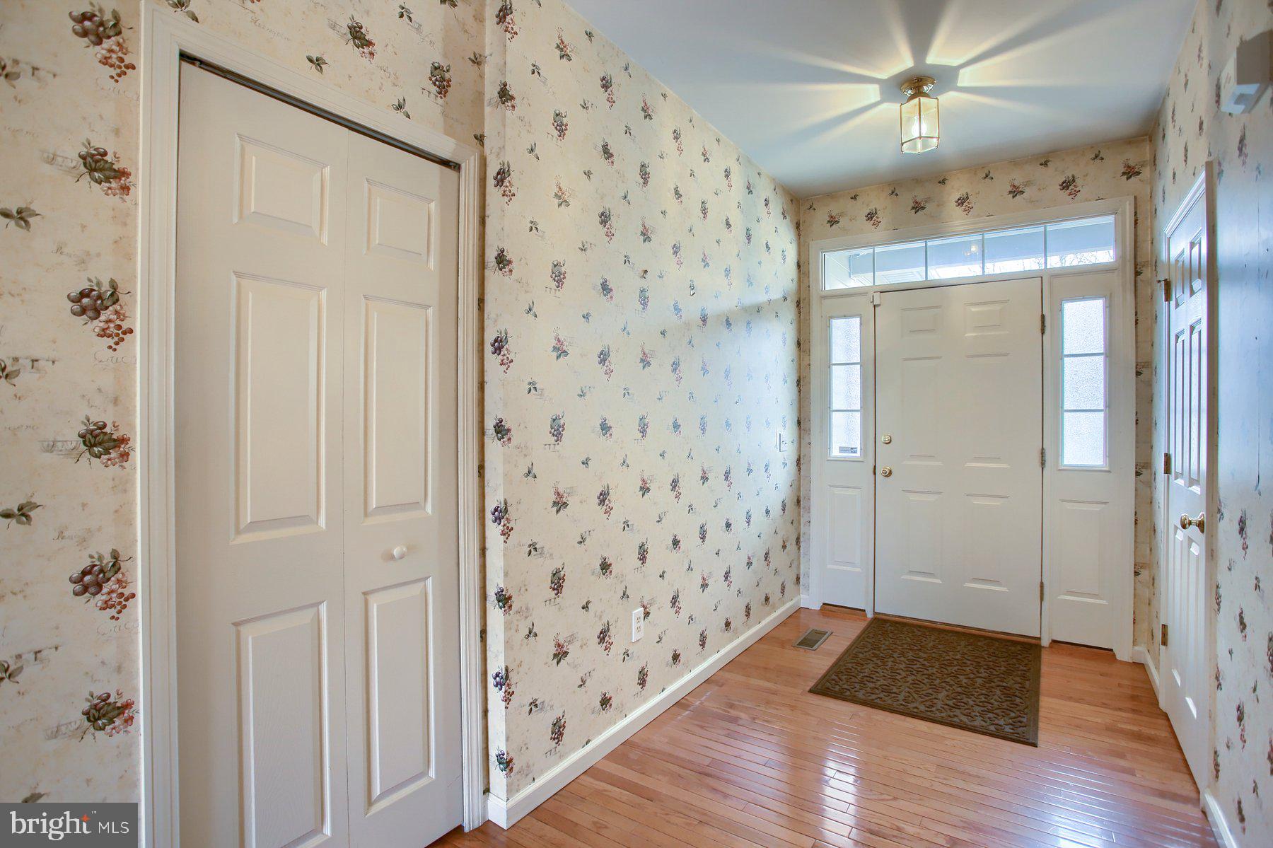 2213 Ionoff Road Harrisburg, PA 17110 - Photo 3 of 33 Gallery Image 3