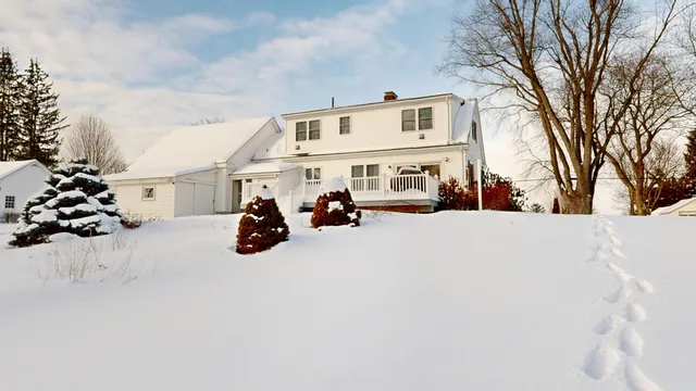 $397,500 | 578 Main Street, Monmouth, ME 04259