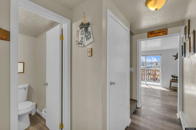 $165,000 | 820 Moccasin Lane, Rock Springs, WY 82901