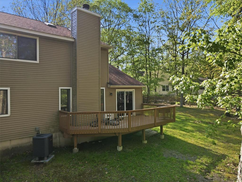 3301 Windermere Drive Bushkill, PA 18324 - Photo 2 of 93