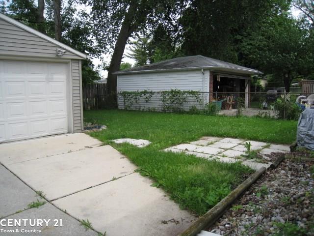 23086 Donald Avenue Eastpointe, MI 48021 - Photo 26 of 28