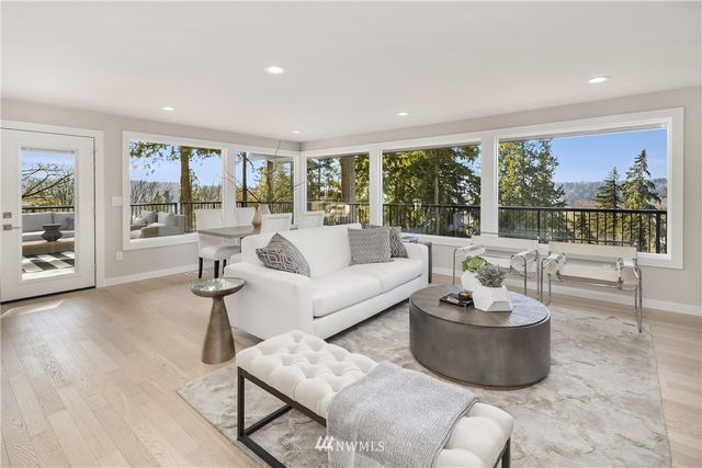 $1,475,000 | 8400 Northeast 190th Street, Bothell, WA 98011