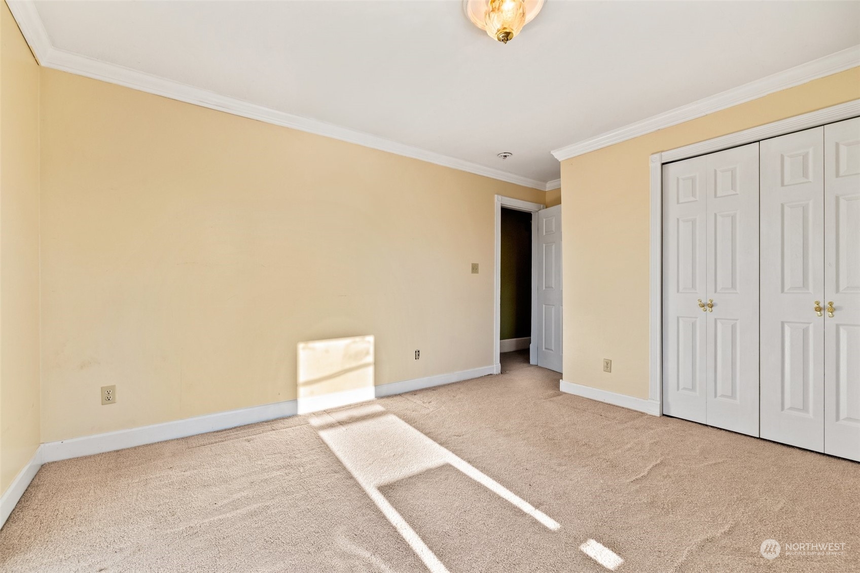 1720 Virginia Avenue Everett, WA 98201 - Photo 15 of 26