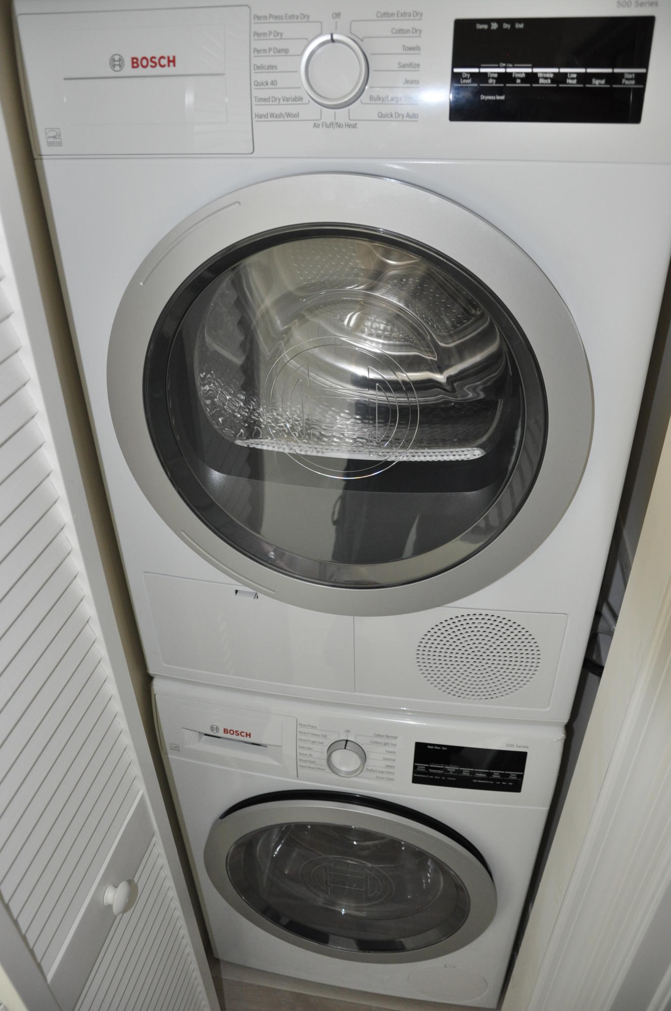 200 East Royal Palm Road, Unit 4110 Boca Raton, FL 33432 - Photo 10 of 17 a close up view of washer and dryer