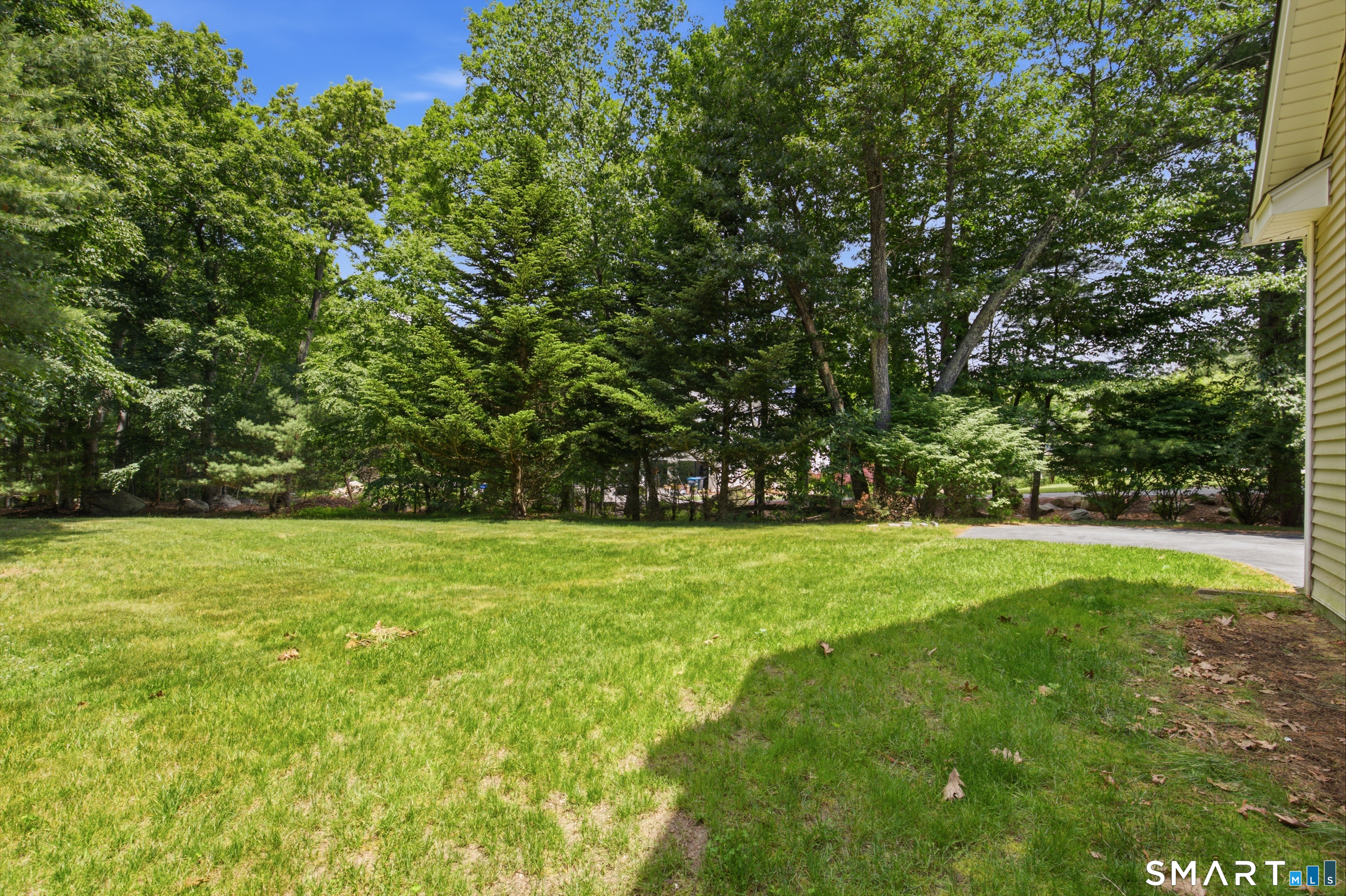 27 Quail Run Road Mansfield, CT 06250 - Photo 38 of 40