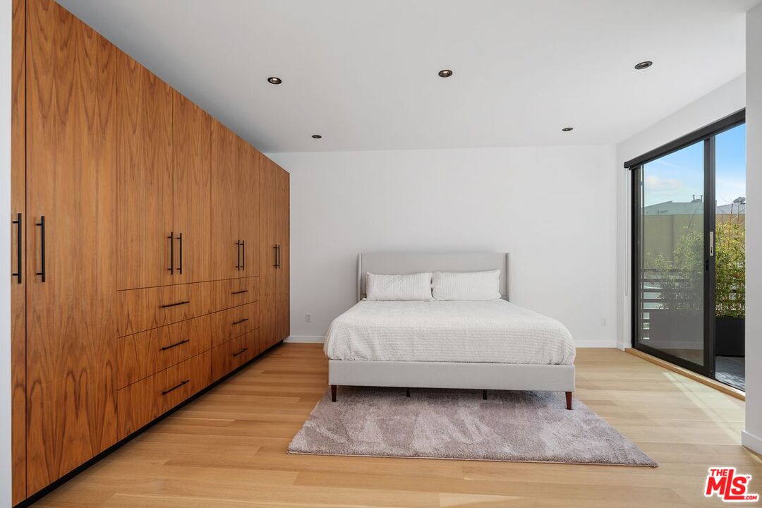 212 Bay Street, Unit 103 Santa Monica, CA 90405 - Photo 16 of 42