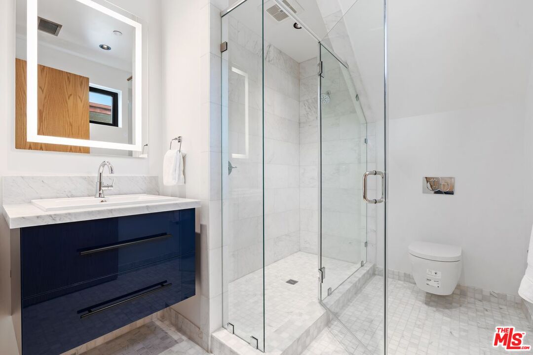 212 Bay Street, Unit 103 Santa Monica, CA 90405 - Photo 26 of 42