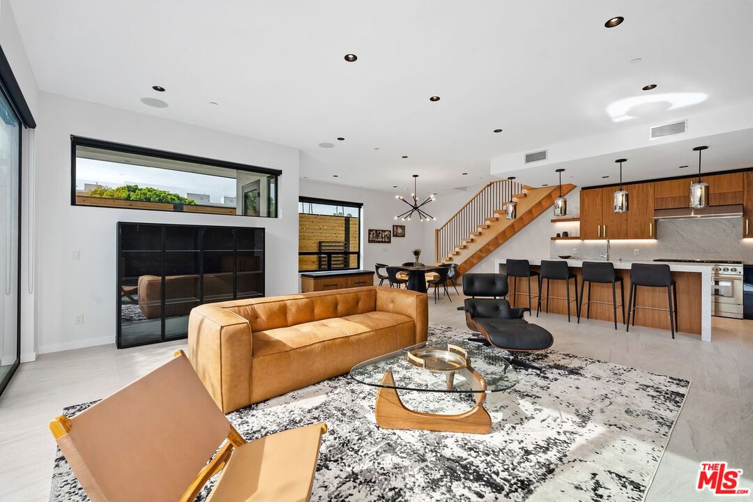 212 Bay Street, Unit 103 Santa Monica, CA 90405 - Photo 5 of 42