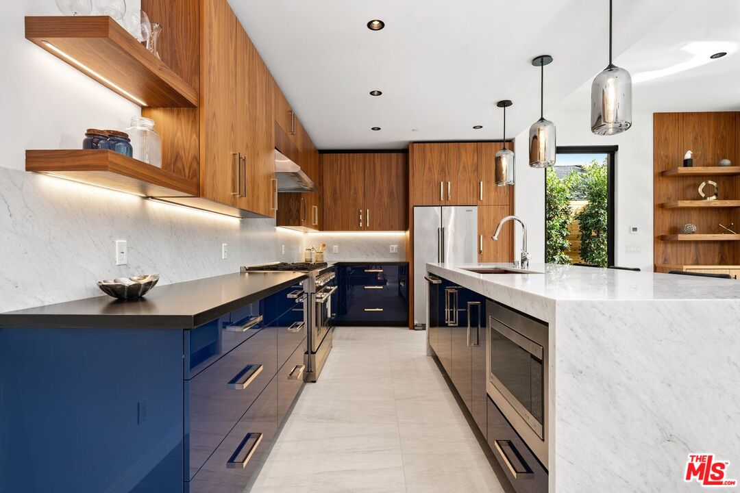 212 Bay Street, Unit 103 Santa Monica, CA 90405 - Photo 10 of 42