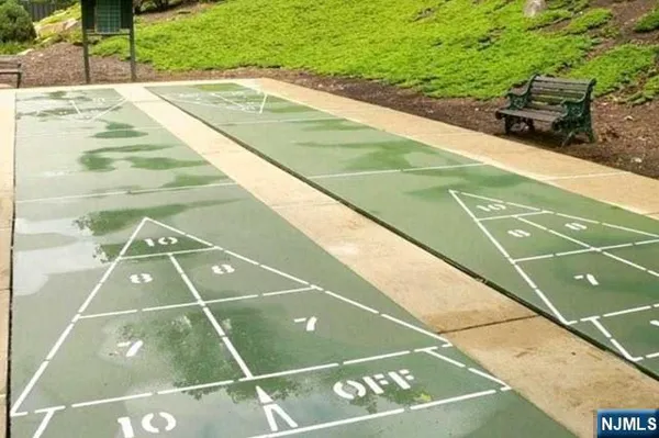 a view of a tennis court