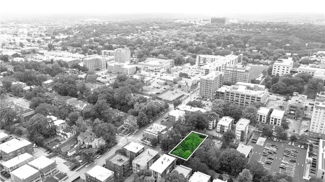 $159,000 | 3532 Wyandotte Street, Kansas City, MO 64111