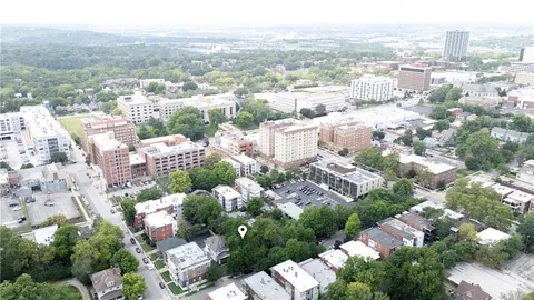 $159,000 | 3532 Wyandotte Street, Kansas City, MO 64111