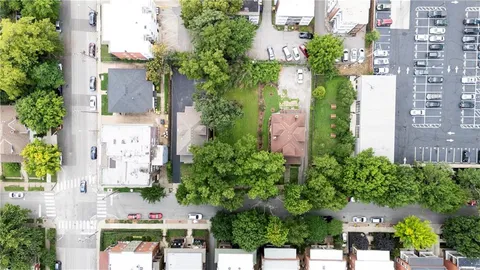 $159,000 | 3532 Wyandotte Street, Kansas City, MO 64111