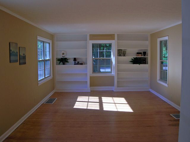 3016 West Riverside Avenue Muncie, IN 47304 - Photo 2 of 5 Gallery Image 2